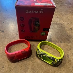 Vivo fit jr by Garmin replacement bands ONLY 1 red and 1 green.